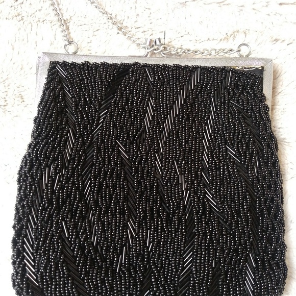 Handbags - ❤️😘💞😍Black Beaded Clutch😍😍